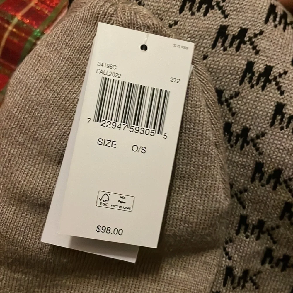 Brand New Michael Kors Men's Scarf & Reversible Hat Gift Set Logo